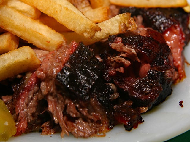 Snead's Bar-B-Que